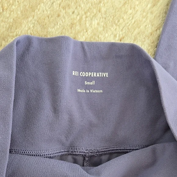 Take Your Time 7/8 Leggins - Three Pairs - Picture 4 of 8